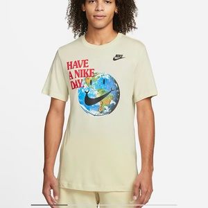 Nike Sportswear ‘Earth Day’ t-shirt